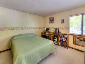 340 Sunderland Rd 2, Worcester MA 01604