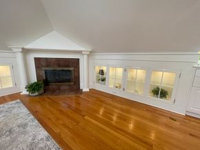 876 Beacon St 5, Newton MA 02459