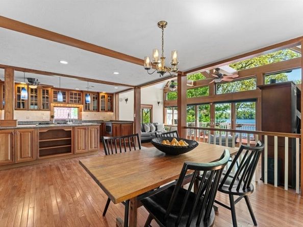 91 Lake Shore Drive, West Brookfield MA 01585