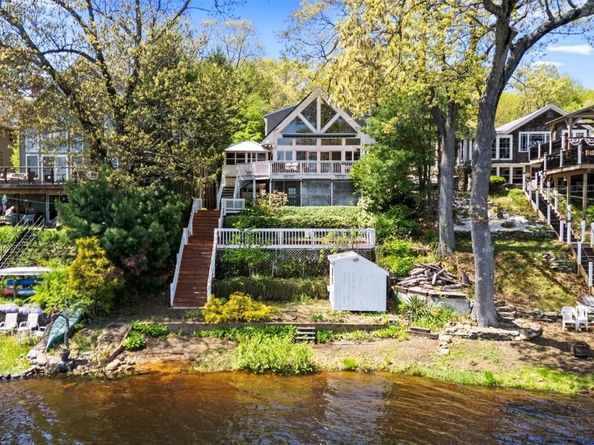 91 Lake Shore Drive, West Brookfield MA 01585