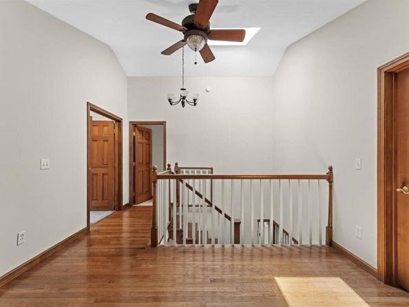 91 Lake Shore Drive, West Brookfield MA 01585