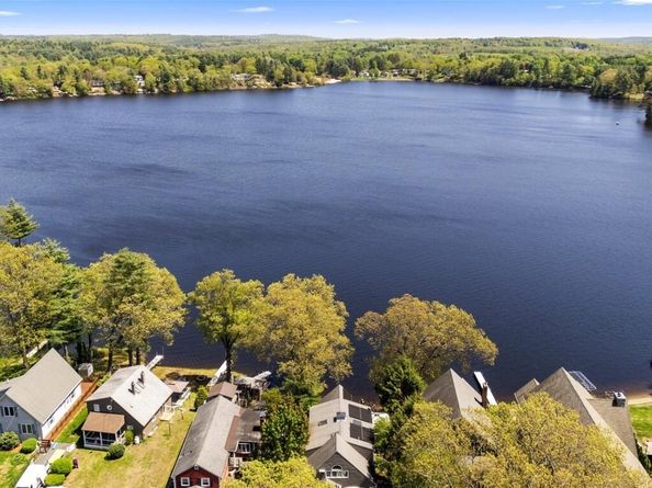 91 Lake Shore Drive, West Brookfield MA 01585