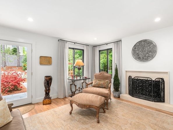 43 Prentiss Lane, Belmont MA 02478
