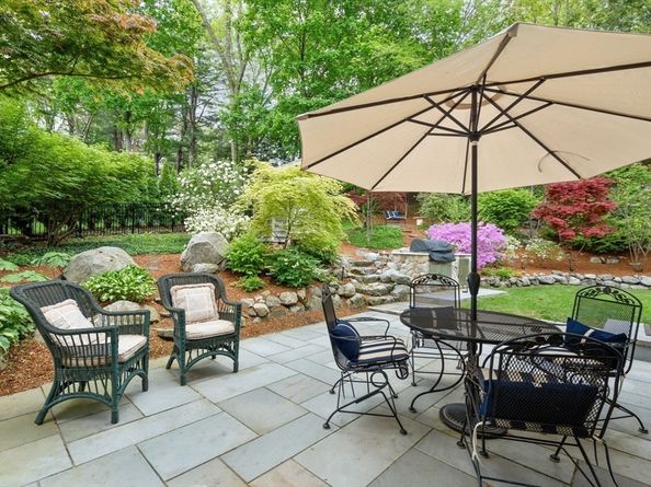 43 Prentiss Lane, Belmont MA 02478