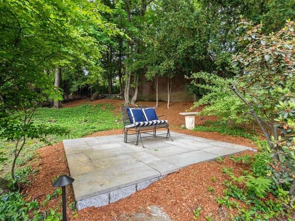 43 Prentiss Lane, Belmont MA 02478