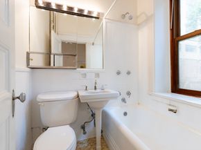 8 Garrison St 110, Boston MA 02116