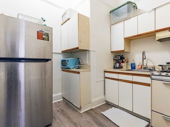 8 Garrison St 110, Boston MA 02116
