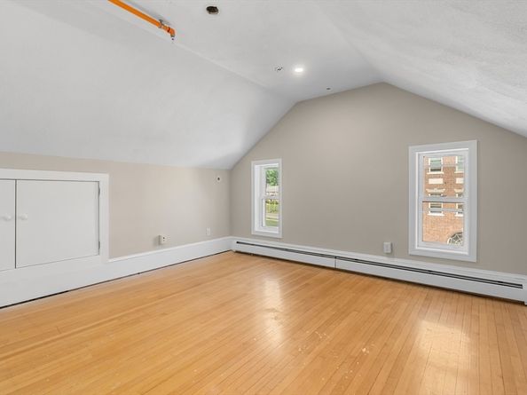 6 Windsor St, Andover MA 01810