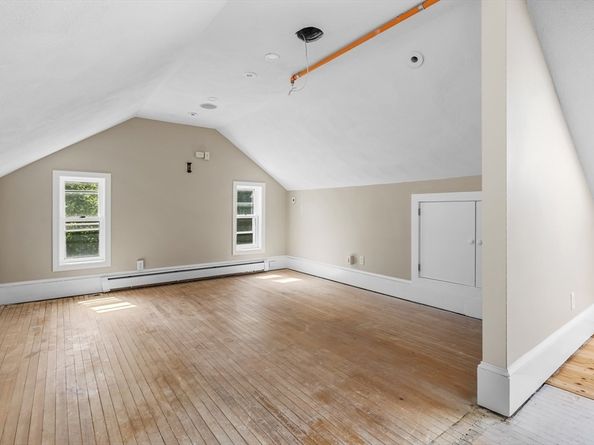 6 Windsor St, Andover MA 01810