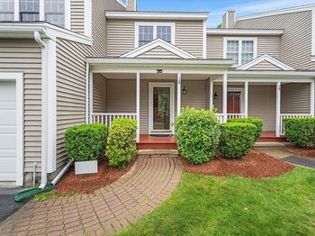 18 Hitching Post Ln