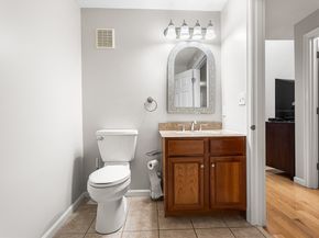 18 Hitching Post Ln 18, Northborough MA 01532