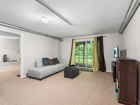 18 Hitching Post Ln 18, Northborough MA 01532