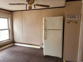 10 Conway Dr, Leicester MA 01524