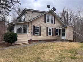 10 Conway Dr, Leicester MA 01524