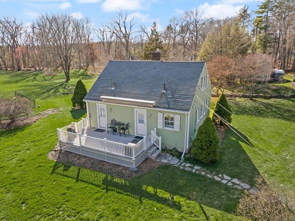 100 Parmenter Rd, Framingham MA 01701