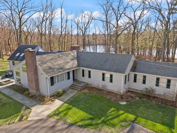 100 Parmenter Rd, Framingham MA 01701