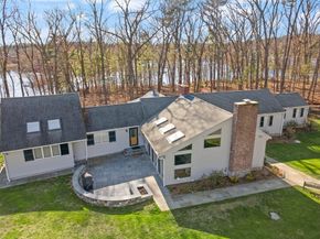 100 Parmenter Rd, Framingham MA 01701