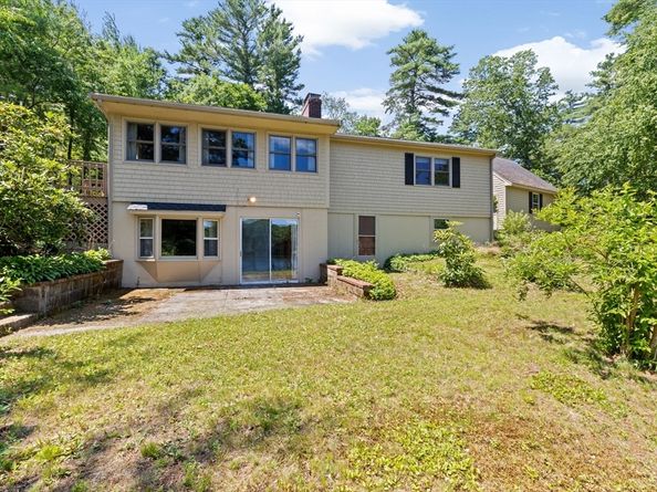 1 Baileys Way, Lakeville MA 02347