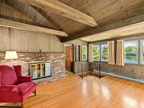 1 Baileys Way, Lakeville MA 02347