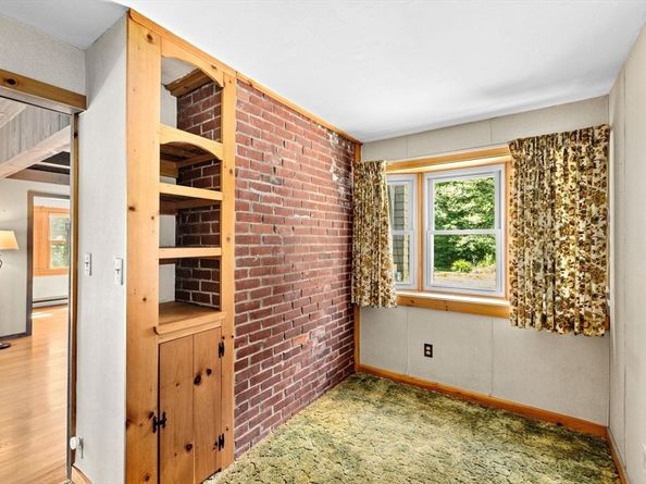 1 Baileys Way, Lakeville MA 02347
