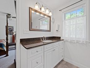 2 Maria Lane 2, Worcester MA 01606