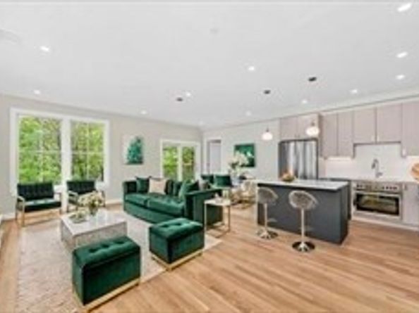 42 Waverly 3, Boston MA 02135