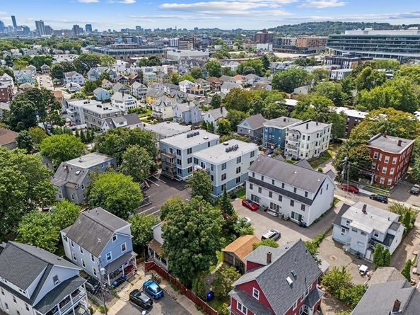 42 Waverly 3, Boston MA 02135