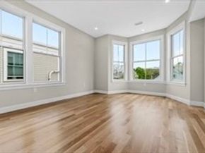 42 Waverly 3, Boston MA 02135
