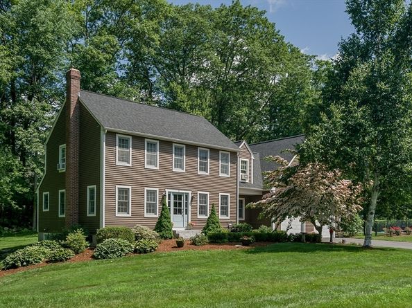 2 Simon Davis Dr, Rutland MA 01543