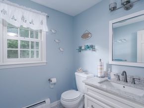 2 Simon Davis Dr, Rutland MA 01543