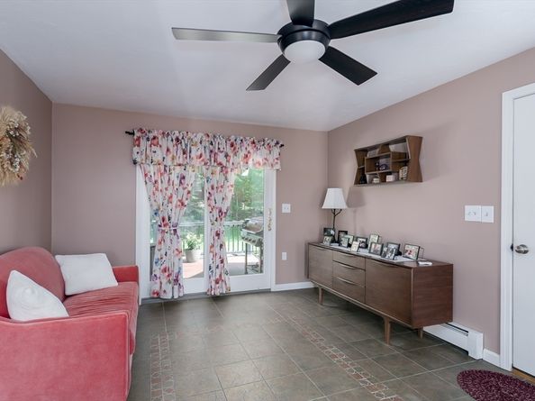 2 Simon Davis Dr, Rutland MA 01543