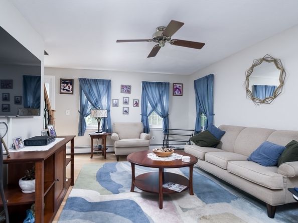 2 Simon Davis Dr, Rutland MA 01543