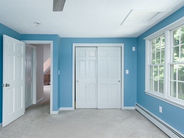 2 Simon Davis Dr, Rutland MA 01543