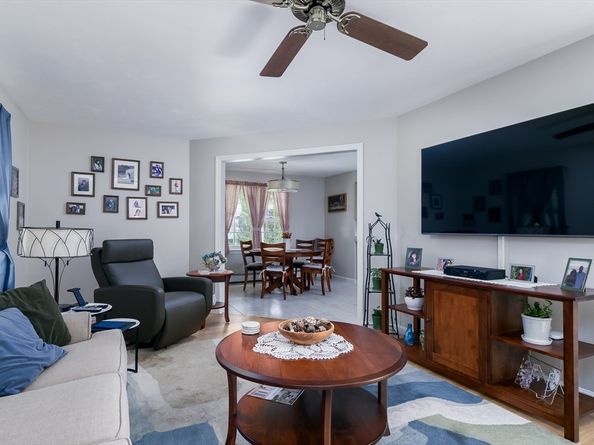 2 Simon Davis Dr, Rutland MA 01543