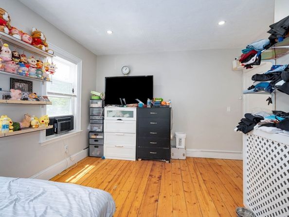 22-24 Romsey St, Boston MA 02125