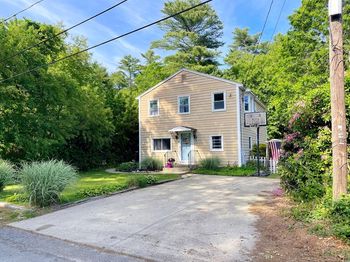 8 Sandy Lane