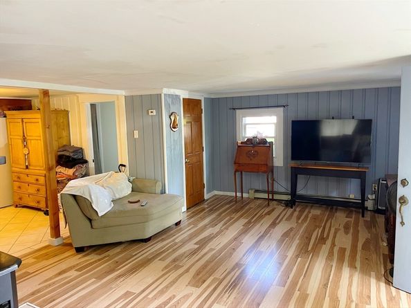 8 Sandy Lane, Pembroke MA 02359