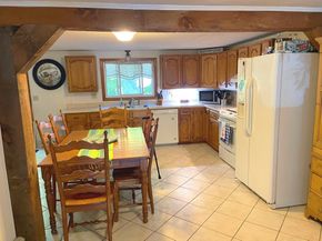 8 Sandy Lane, Pembroke MA 02359
