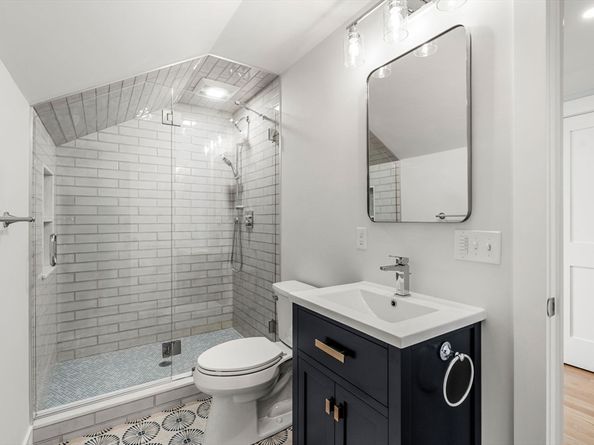 10 Whittier Rd, Natick MA 01760
