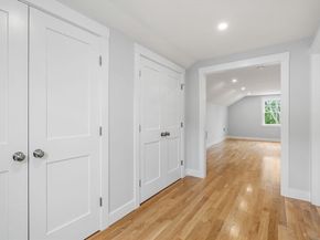 10 Whittier Rd, Natick MA 01760