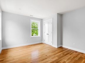 10 Whittier Rd, Natick MA 01760