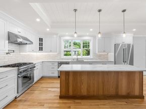 10 Whittier Rd, Natick MA 01760