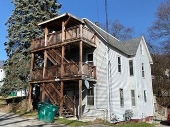 376 Elm St