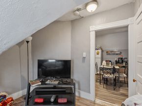 376 Elm St, Fitchburg MA 01420