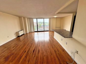 60 Longwood Ave