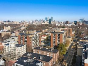 60 Longwood Ave 802, Brookline MA 02446