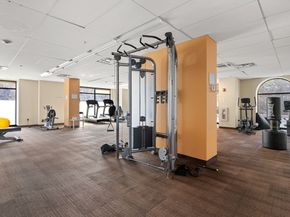 60 Longwood Ave 802, Brookline MA 02446