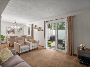 49 Meadow Pond Dr I, Leominster MA 01453