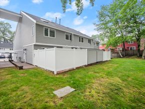 49 Meadow Pond Dr I, Leominster MA 01453