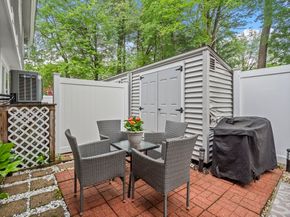 49 Meadow Pond Dr I, Leominster MA 01453